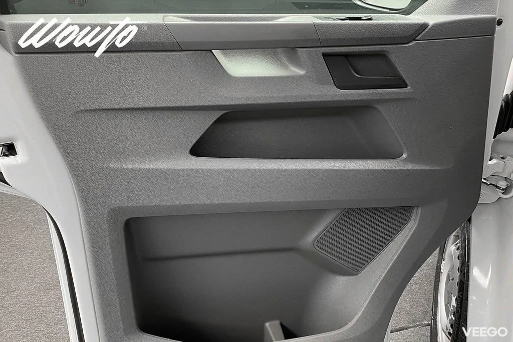 Volkswagen Transporter 2.0TDI 4M DSG 150HK L2 3-Sits /Moms 110kW