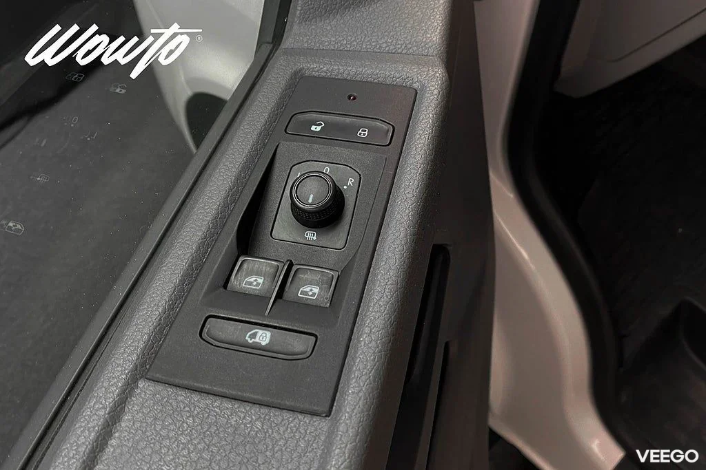 Volkswagen Transporter 2.0TDI 4M DSG 150HK L2 3-Sits /Moms 110kW