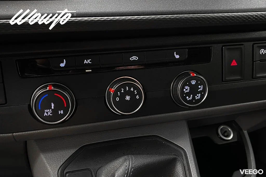 Volkswagen Transporter 2.0TDI 4M DSG 150HK L2 3-Sits /Moms 110kW