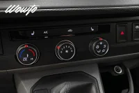 Volkswagen Transporter 2.0TDI 4M DSG 150HK L2 3-Sits /Moms 110kW thumbnail