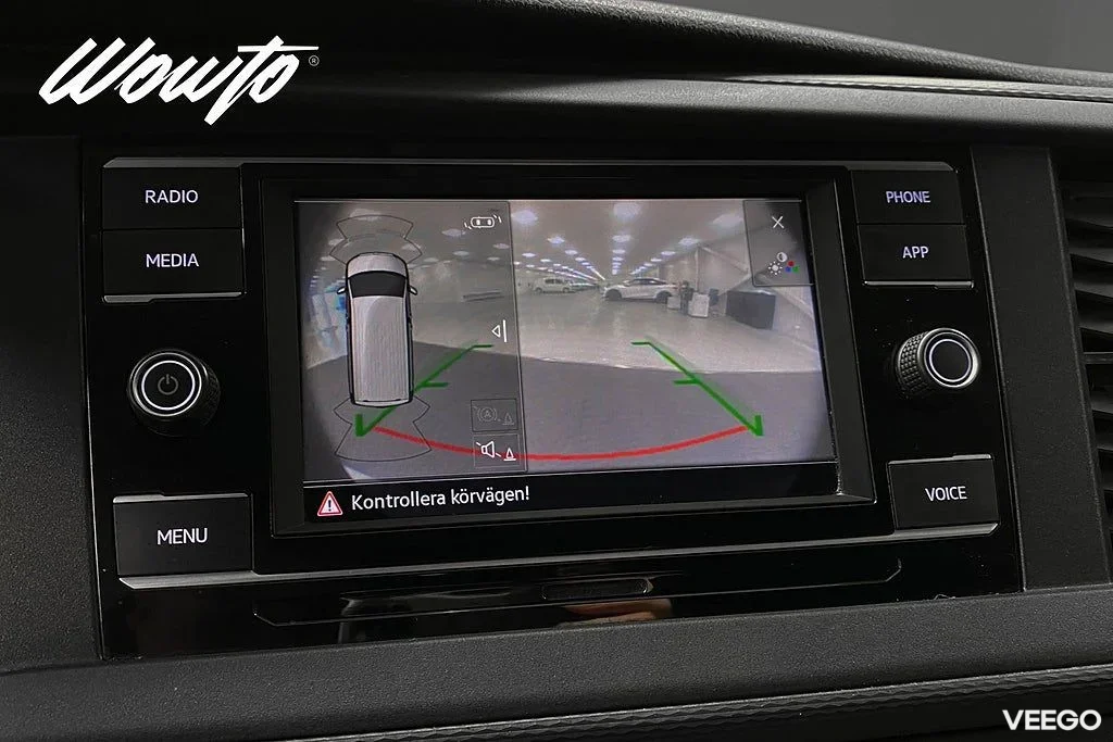 Volkswagen Transporter 2.0TDI 4M DSG 150HK L2 3-Sits /Moms 110kW