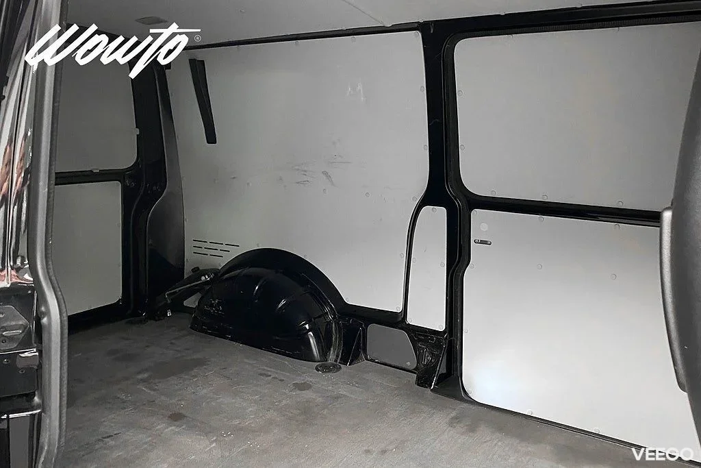 Volkswagen Transporter 2.0 TDI 4M DSG 150HK L2 /Drag /Moms 110kW