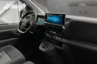 Opel Vivaro 2.0 BlueHDi 145HK L2 3-Sits Elite /V-Inred /Moms 107kW thumbnail