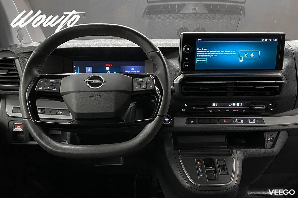 Opel Vivaro 2.0 BlueHDi 145HK L2 3-Sits Elite /V-Inred /Moms 107kW