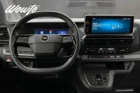 Opel Vivaro 2.0 BlueHDi 145HK L2 3-Sits Elite /V-Inred /Moms 107kW thumbnail