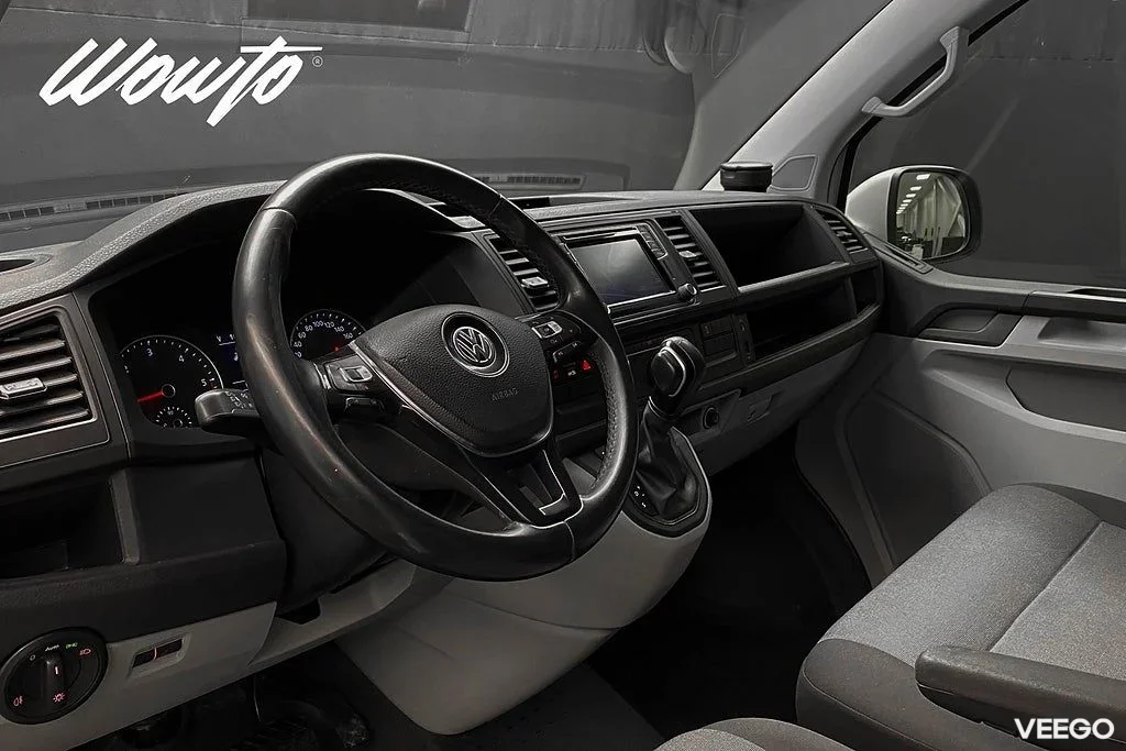 Volkswagen Transporter 2.0 TDI 4M DSG 150HK L2 3-Sits /Moms 110kW