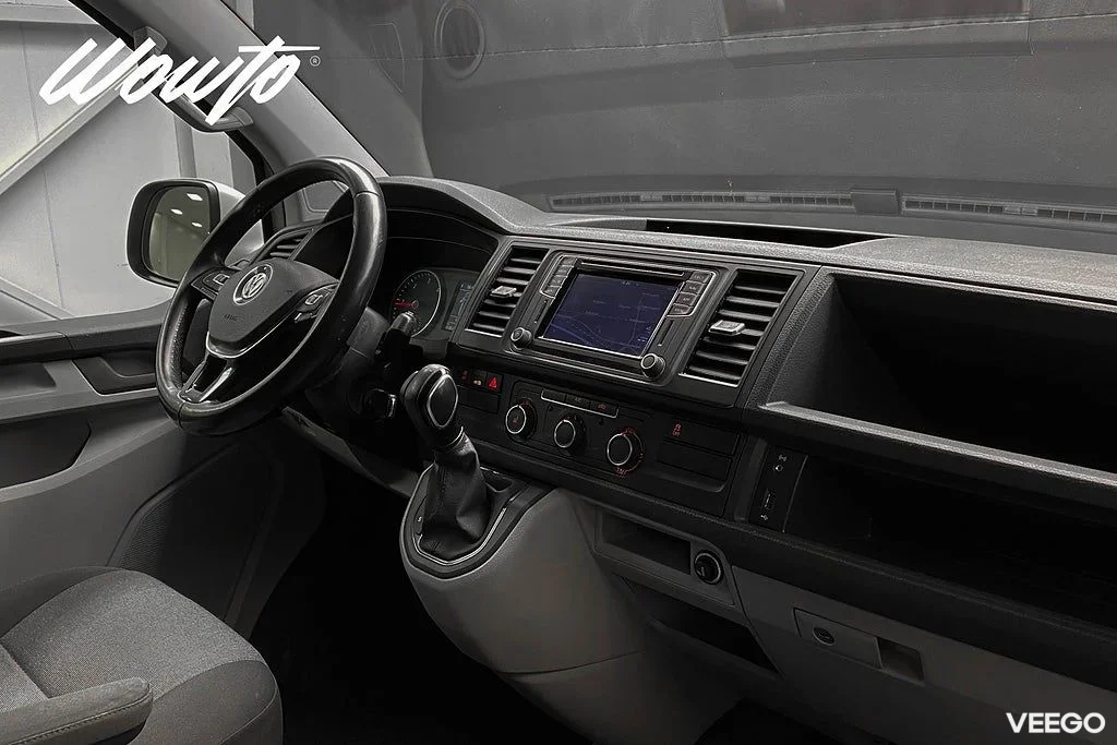 Volkswagen Transporter 2.0 TDI 4M DSG 150HK L2 3-Sits /Moms 110kW