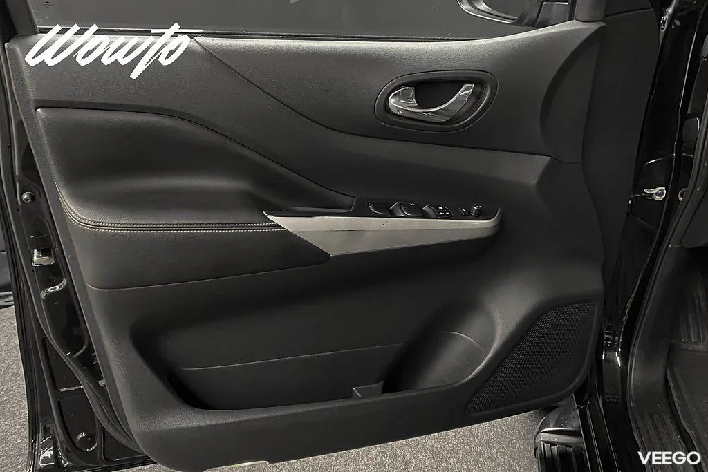 Nissan Navara Dubbelhytt 2,3 dCi 190HK Tekna N-Guard /Moms 140kW