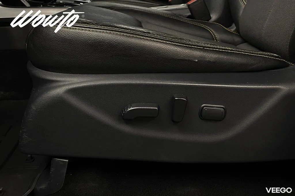 Nissan Navara Dubbelhytt 2,3 dCi 190HK Tekna N-Guard /Moms 140kW