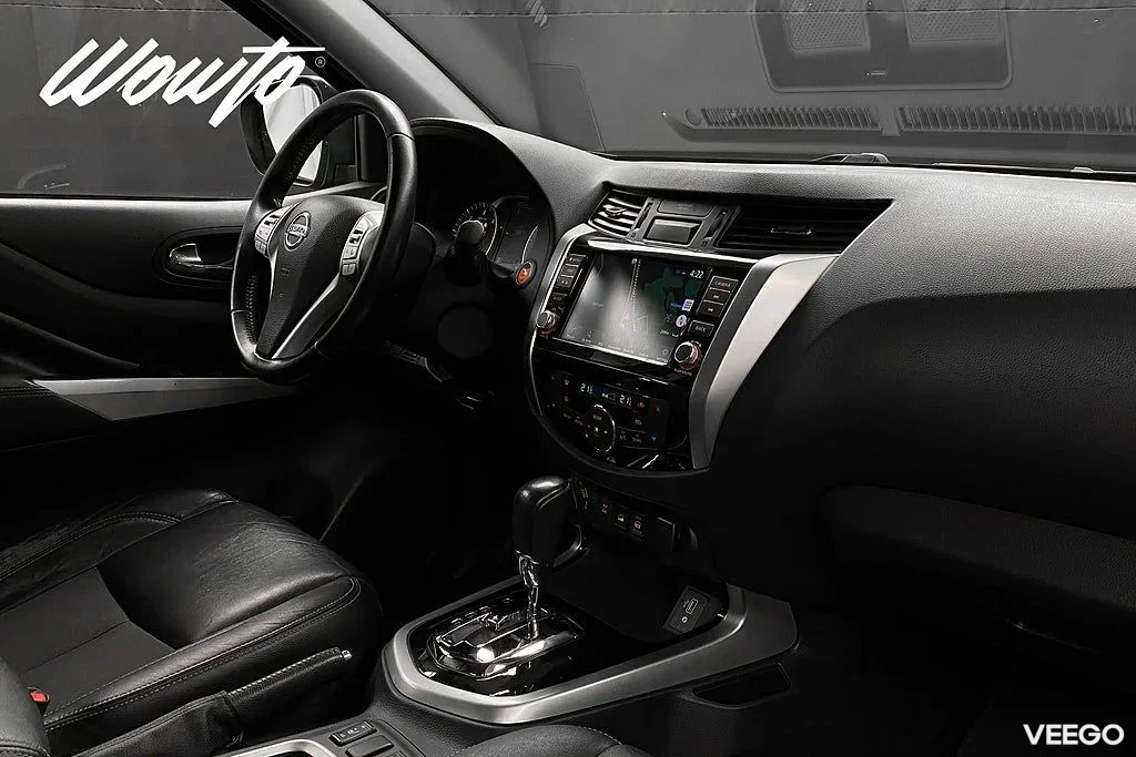 Nissan Navara Dubbelhytt 2,3 dCi 190HK Tekna N-Guard /Moms 140kW