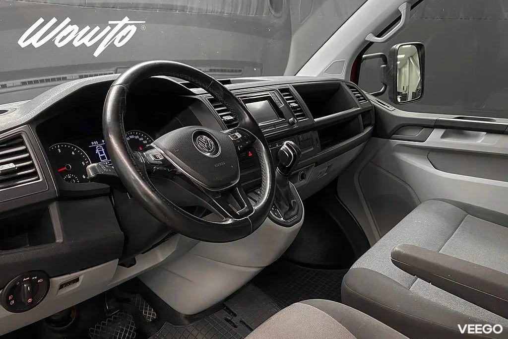 Volkswagen Transporter Chassi 2.0TDI 4M DSG /Floby Skåp/Moms 110kW