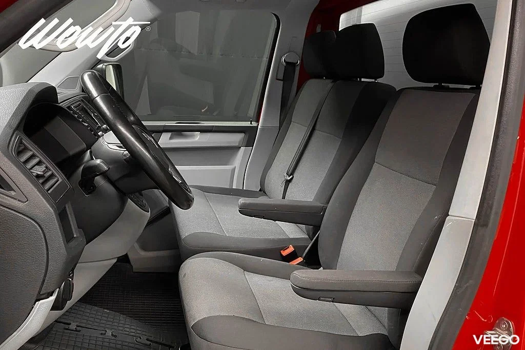 Volkswagen Transporter Chassi 2.0TDI 4M DSG /Floby Skåp/Moms 110kW