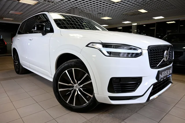 Image of Volvo XC90 T8 TWIN ENGINE AWD T8 RECHARGE R-DESIGN INTELLI SAFE 2 288kW