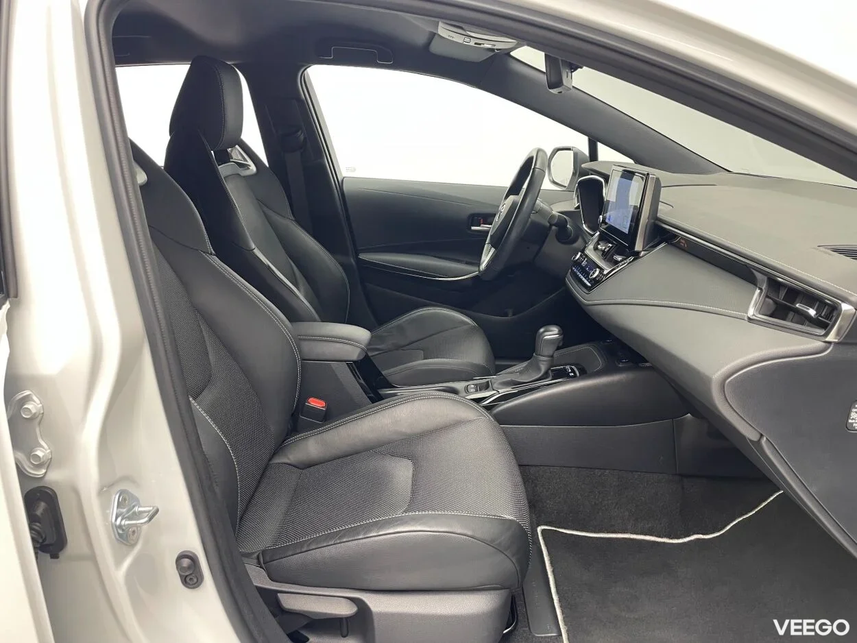 Toyota Corolla Hybrid Luxury 1.8 72kW