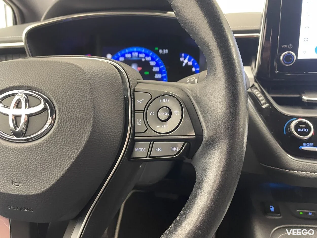 Toyota Corolla Hybrid Luxury 1.8 72kW