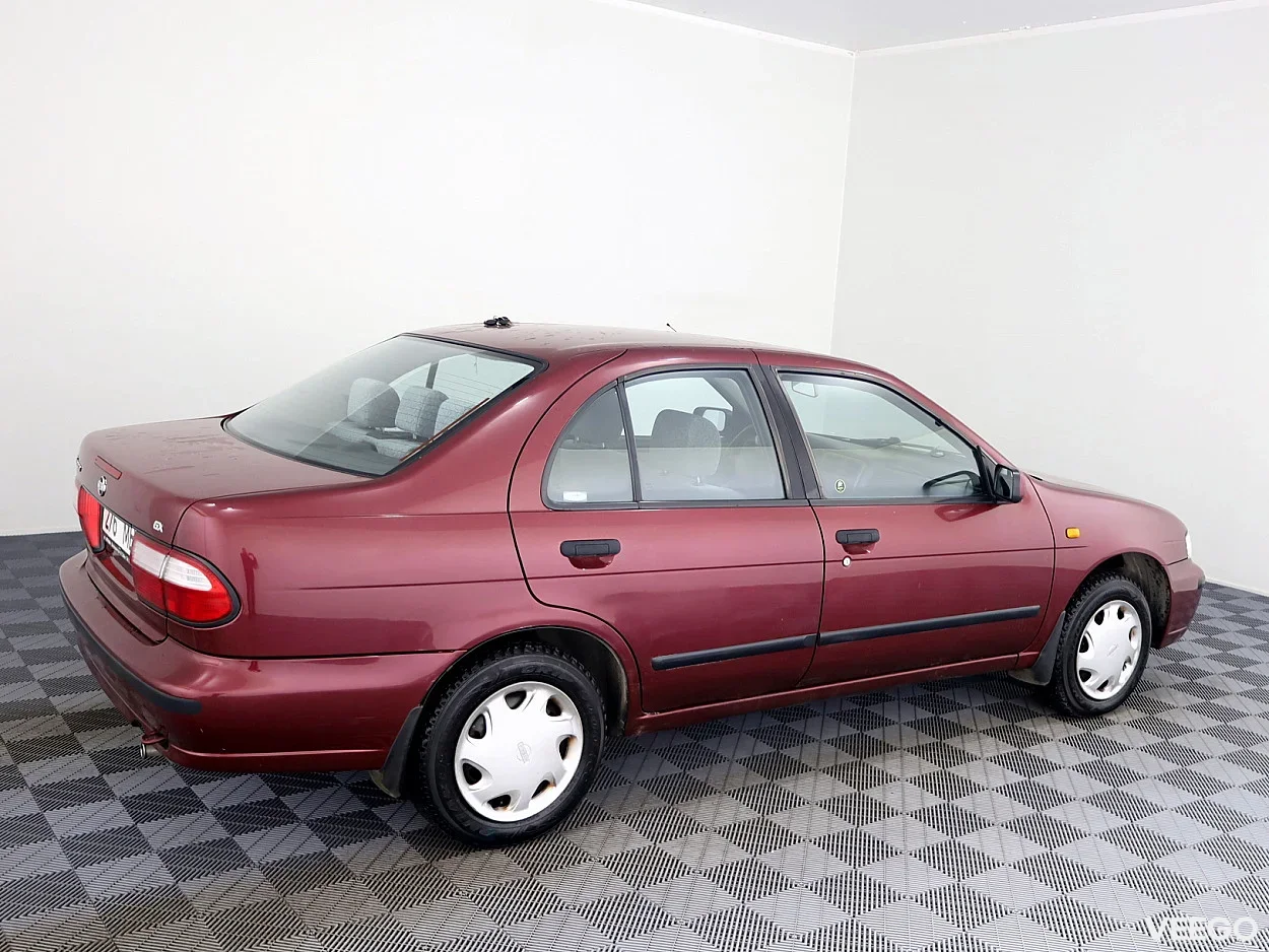 Nissan Almera 1.4 64kW