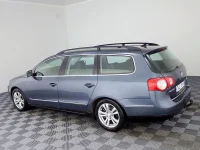 Volkswagen Passat 2.0 104kW thumbnail