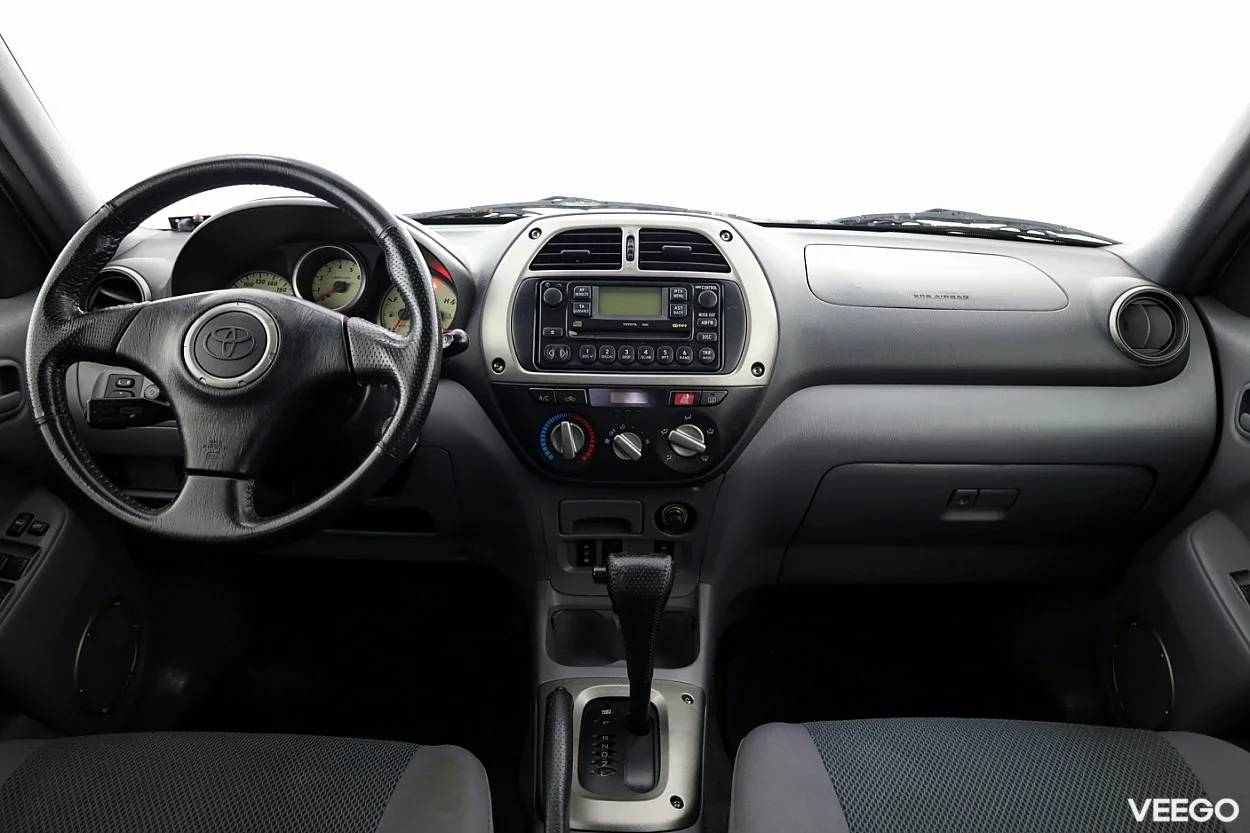 Toyota RAV4 2.0 110kW