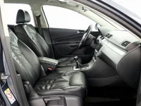 Volkswagen Passat 2.0 104kW thumbnail