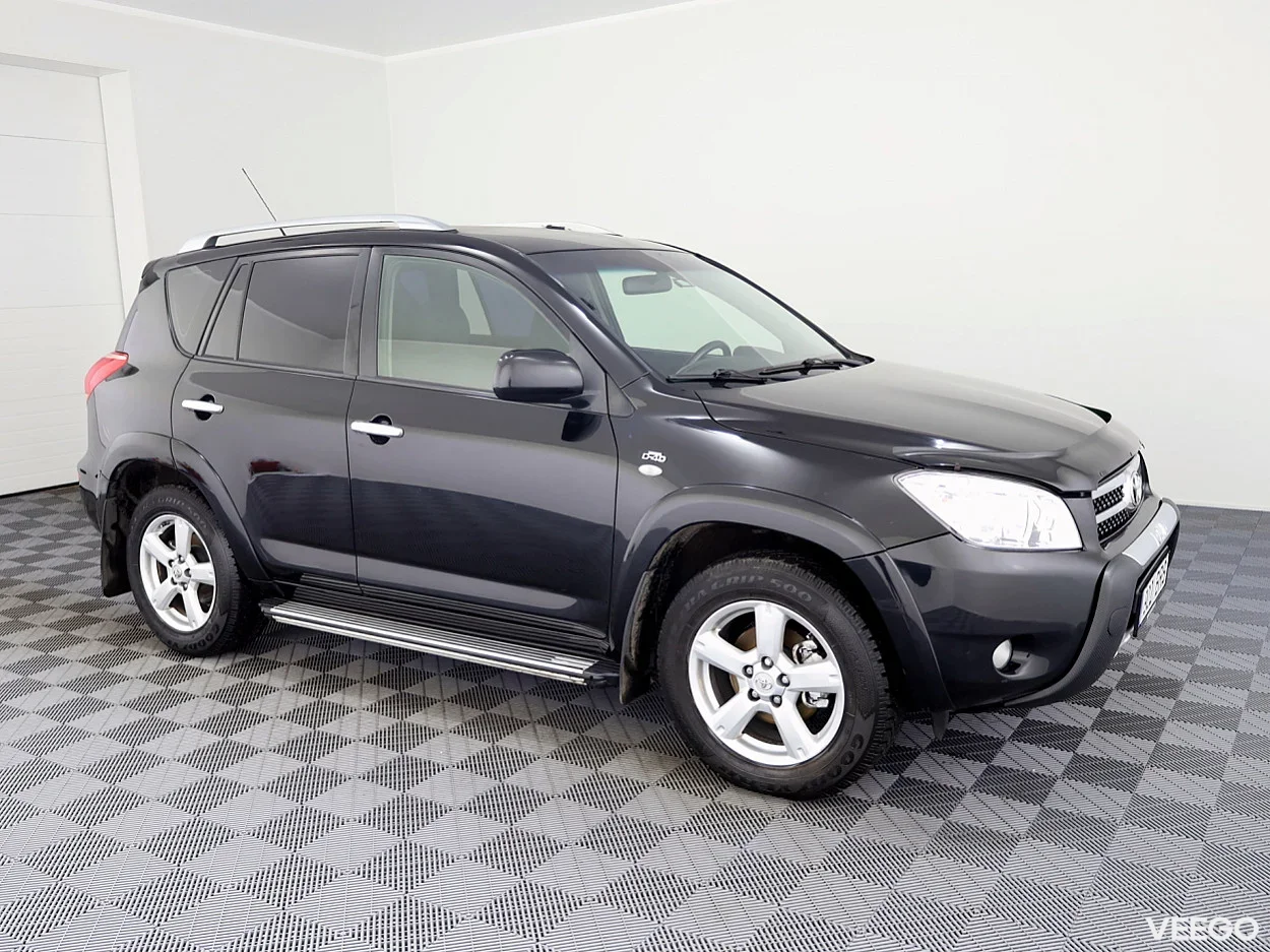 Toyota RAV4 2.2 130kW