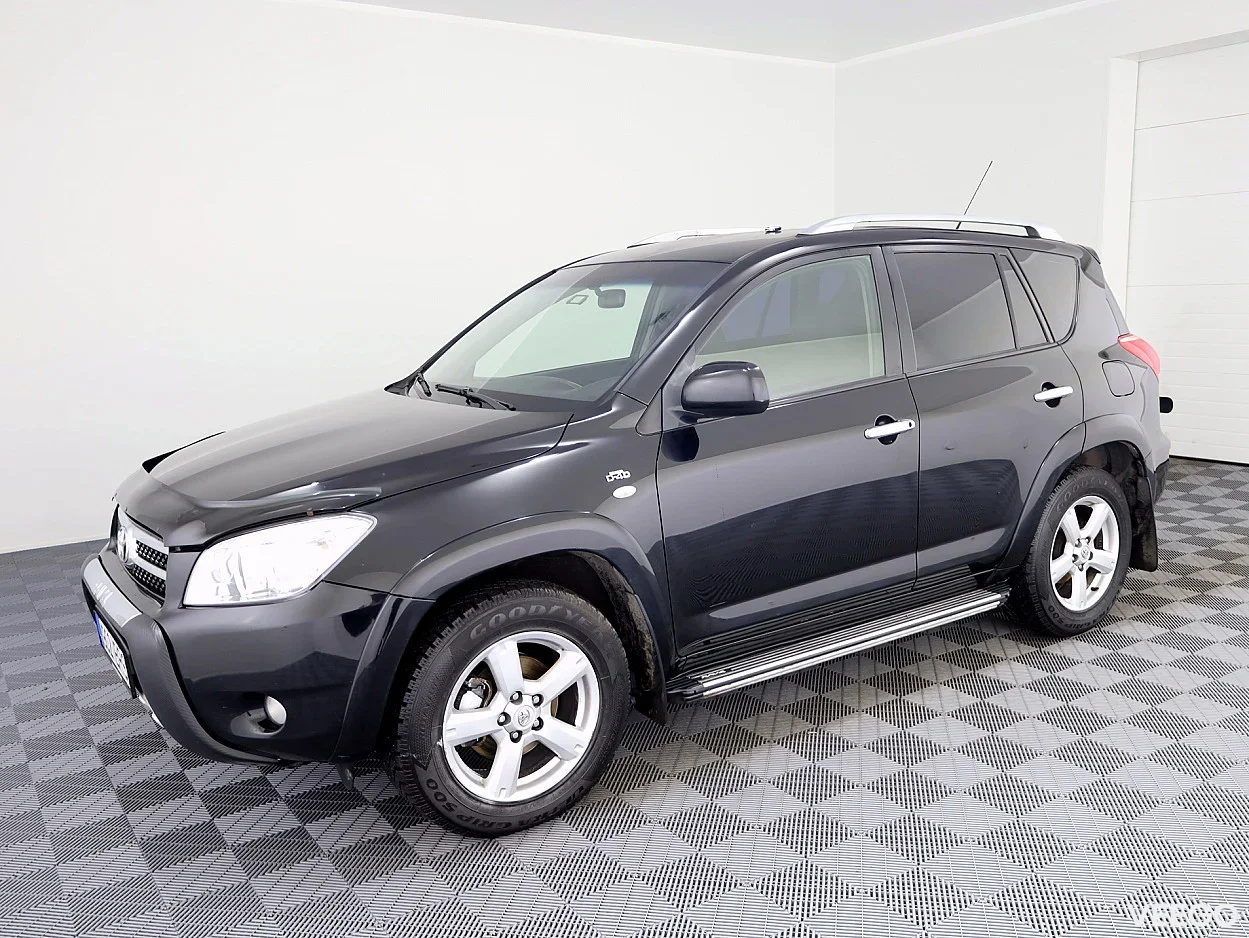Toyota RAV4 2.2 130kW