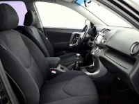 Toyota RAV4 2.2 130kW thumbnail