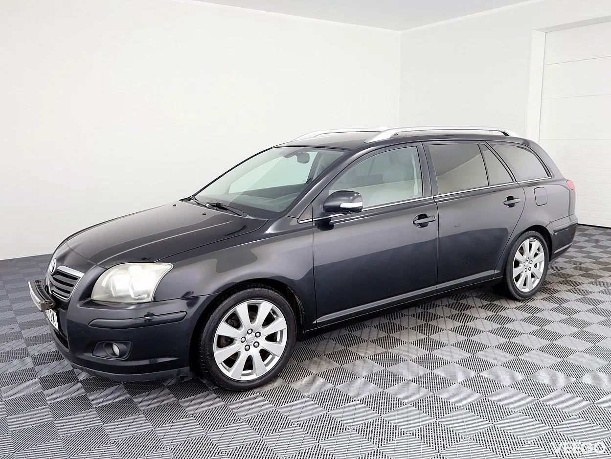 Toyota Avensis 2.0 93kW