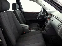 Mercedes-Benz E240 2.4 125kW thumbnail