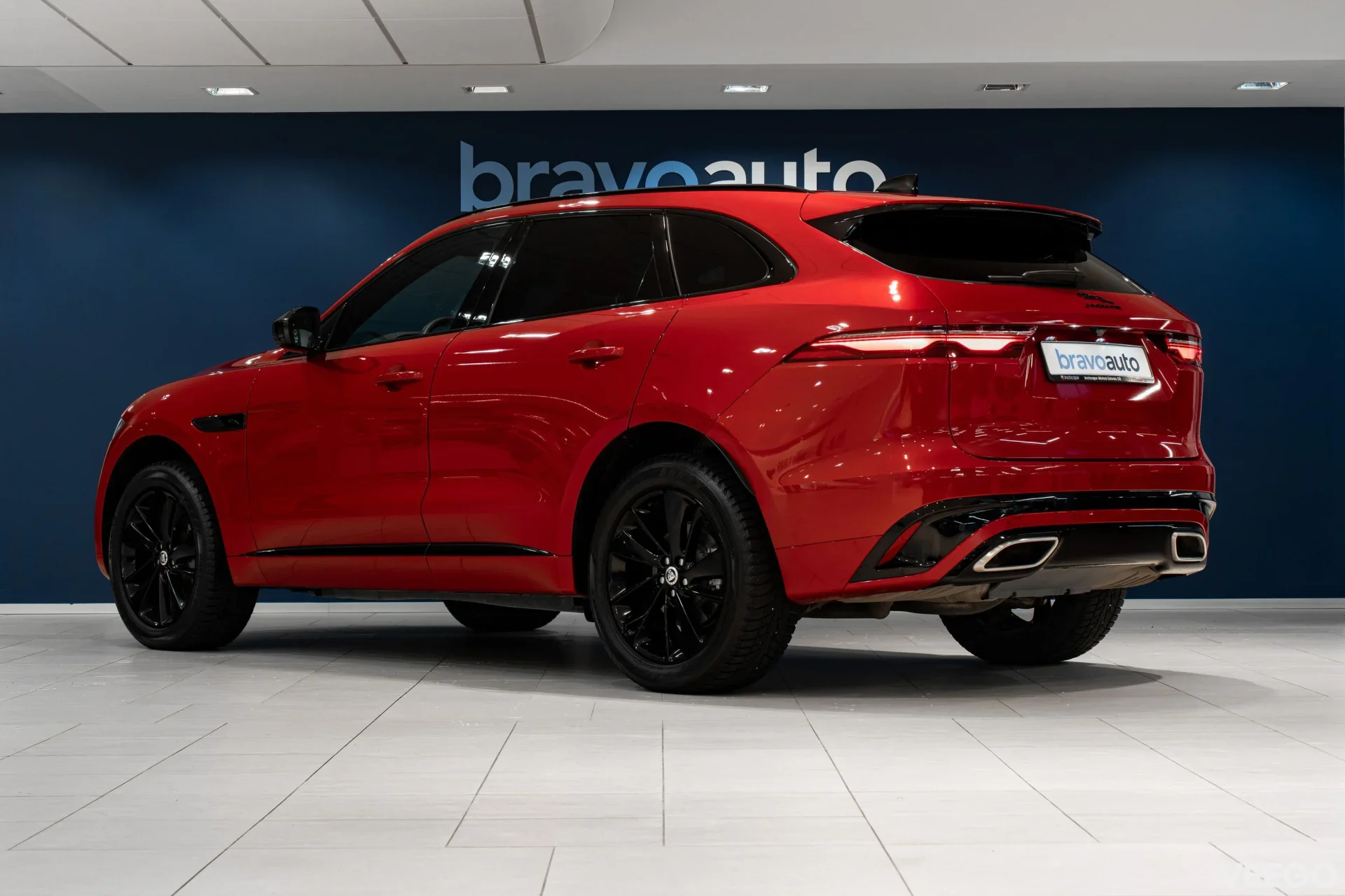 Jaguar F-Pace D300 MHEV R-Dynamic SE 221kW