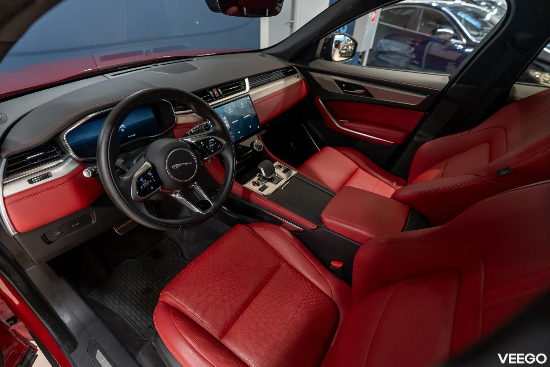 Jaguar F-Pace D300 MHEV R-Dynamic SE 221kW