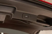 Jaguar F-Pace D300 MHEV R-Dynamic SE 221kW thumbnail