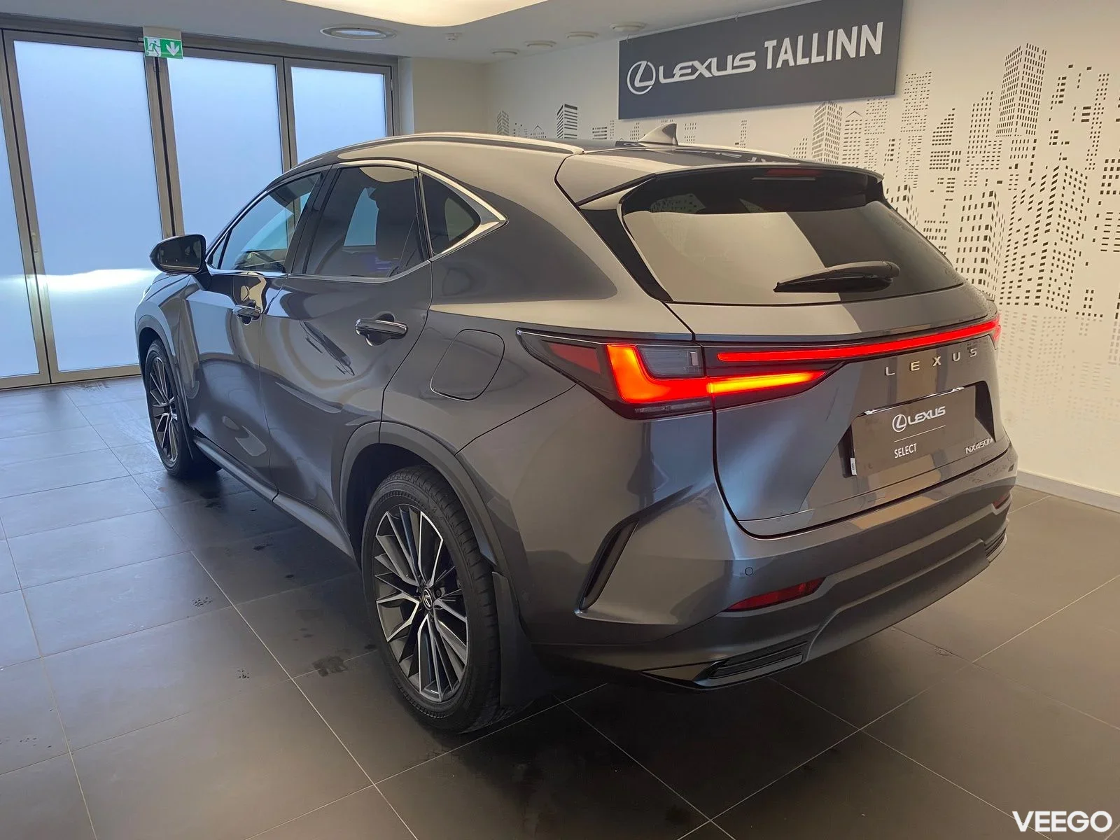 Lexus NX 450h+ - 136kW