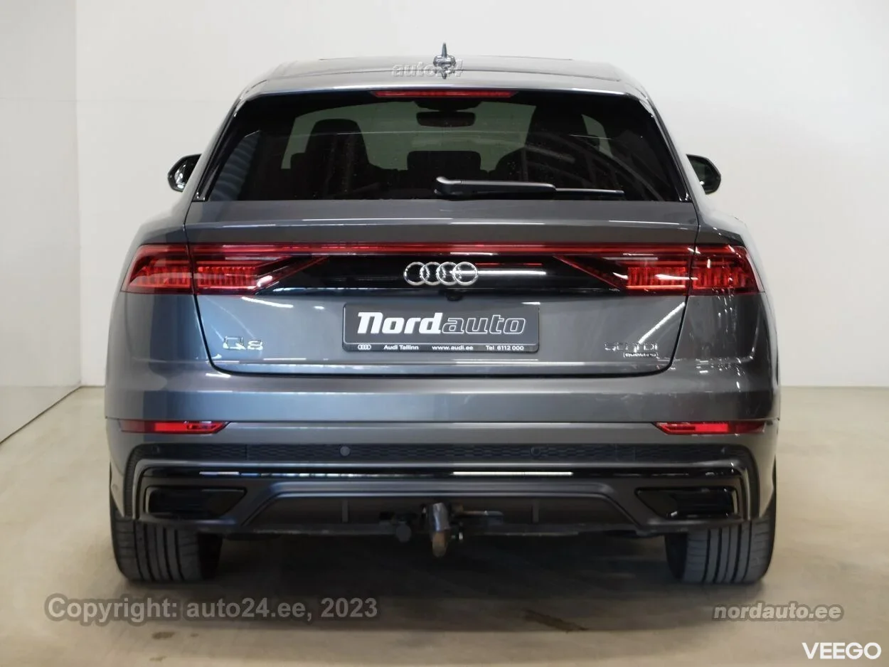 Audi Q8 55 TFSi - e quattro S line 3 210kW
