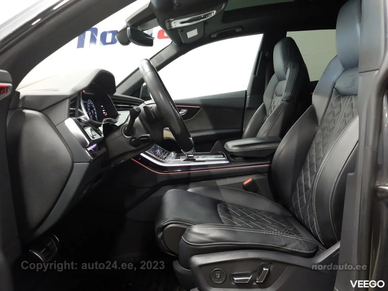 Audi Q8 55 TFSi - e quattro S line 3 210kW