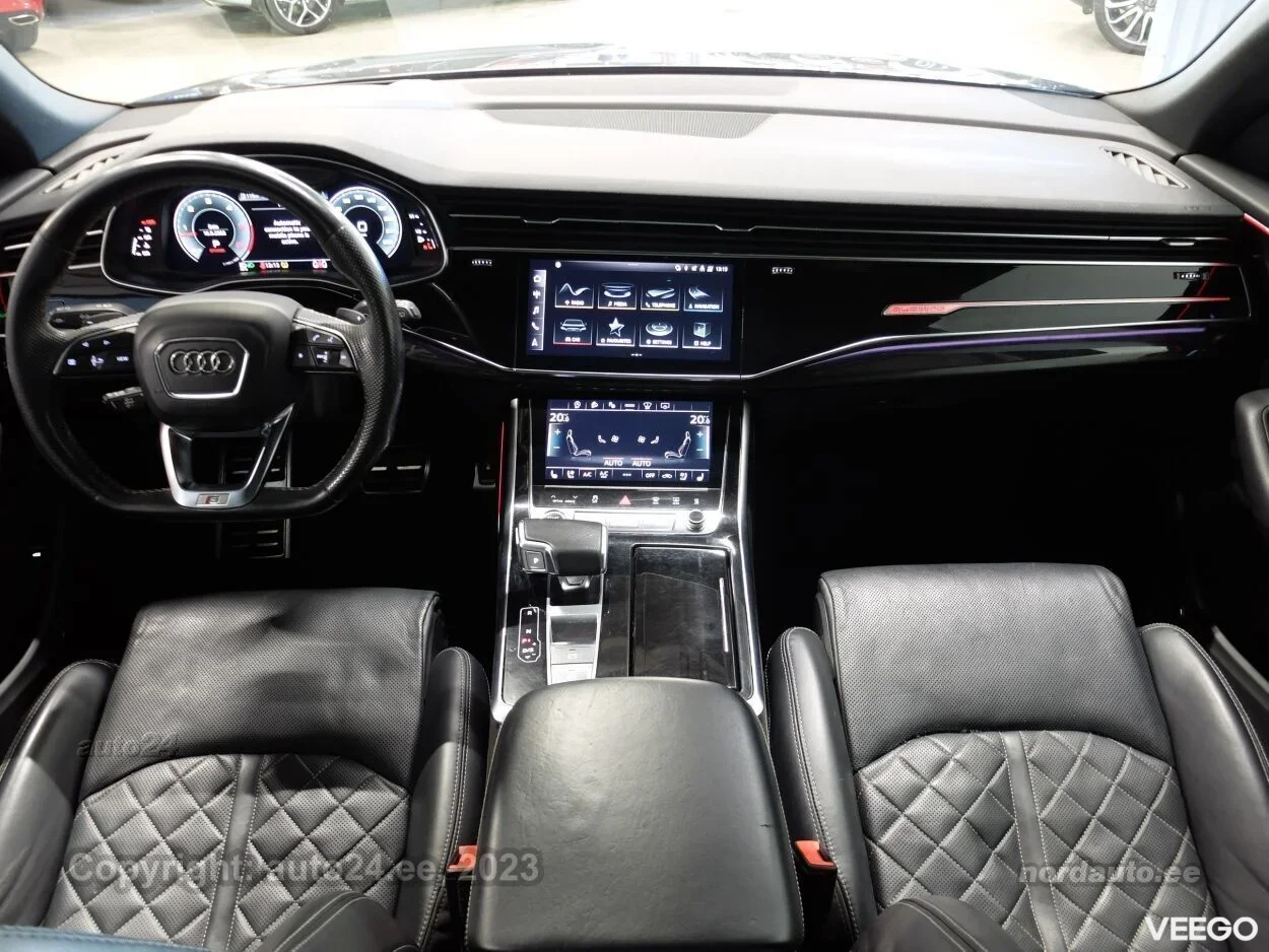 Audi Q8 55 TFSi - e quattro S line 3 210kW