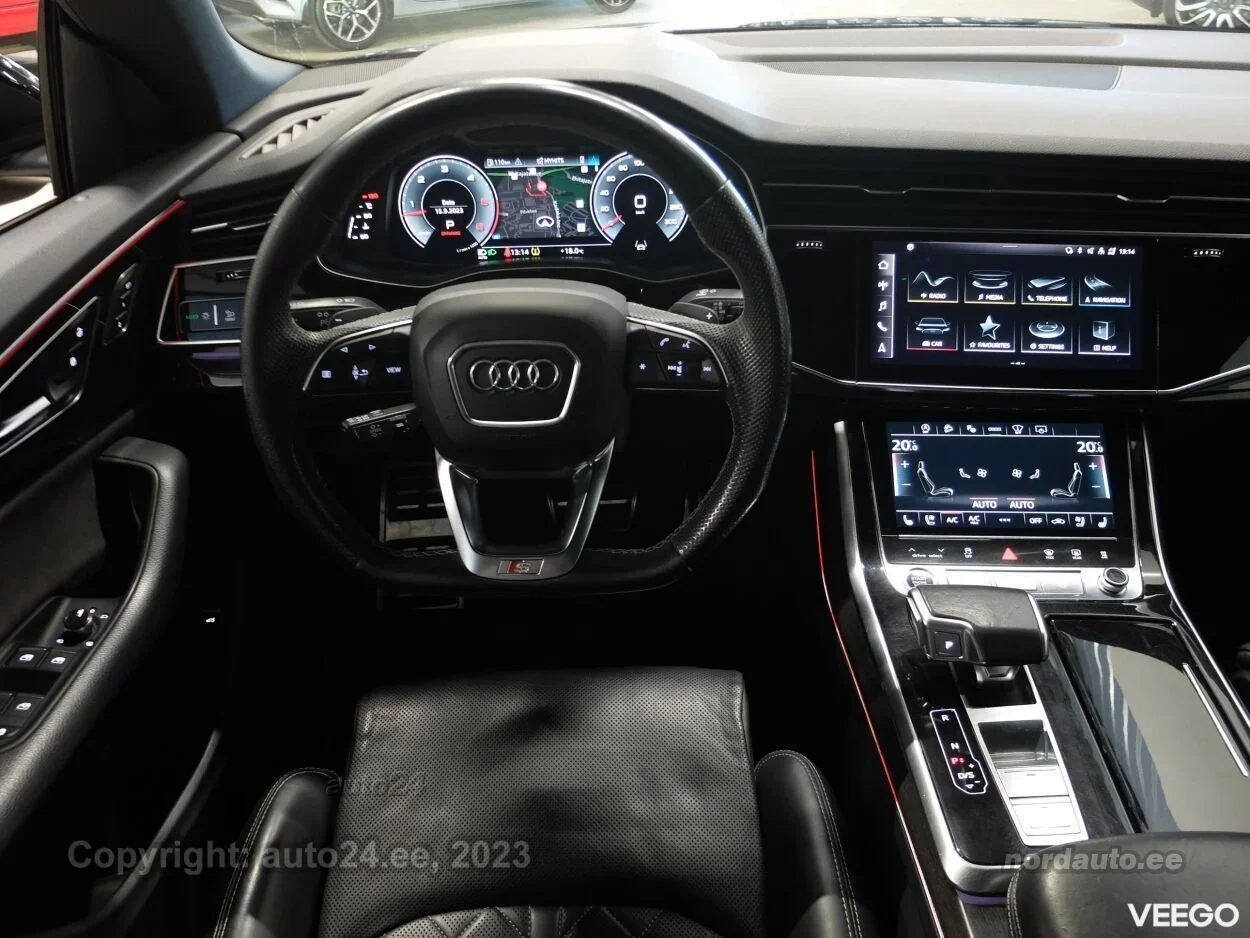 Audi Q8 55 TFSi - e quattro S line 3 210kW