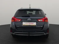 Toyota Auris 1.8 73kW thumbnail