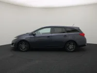 Toyota Auris 1.8 73kW thumbnail