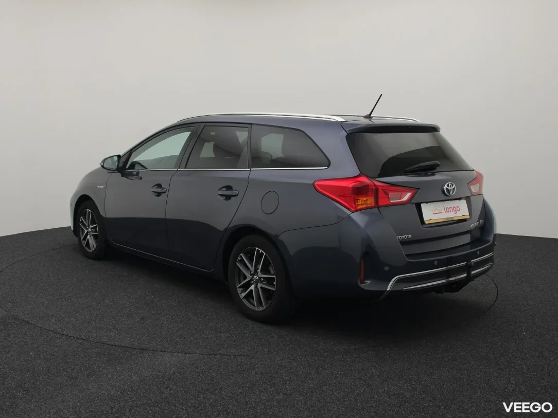 Toyota Auris 1.8 73kW
