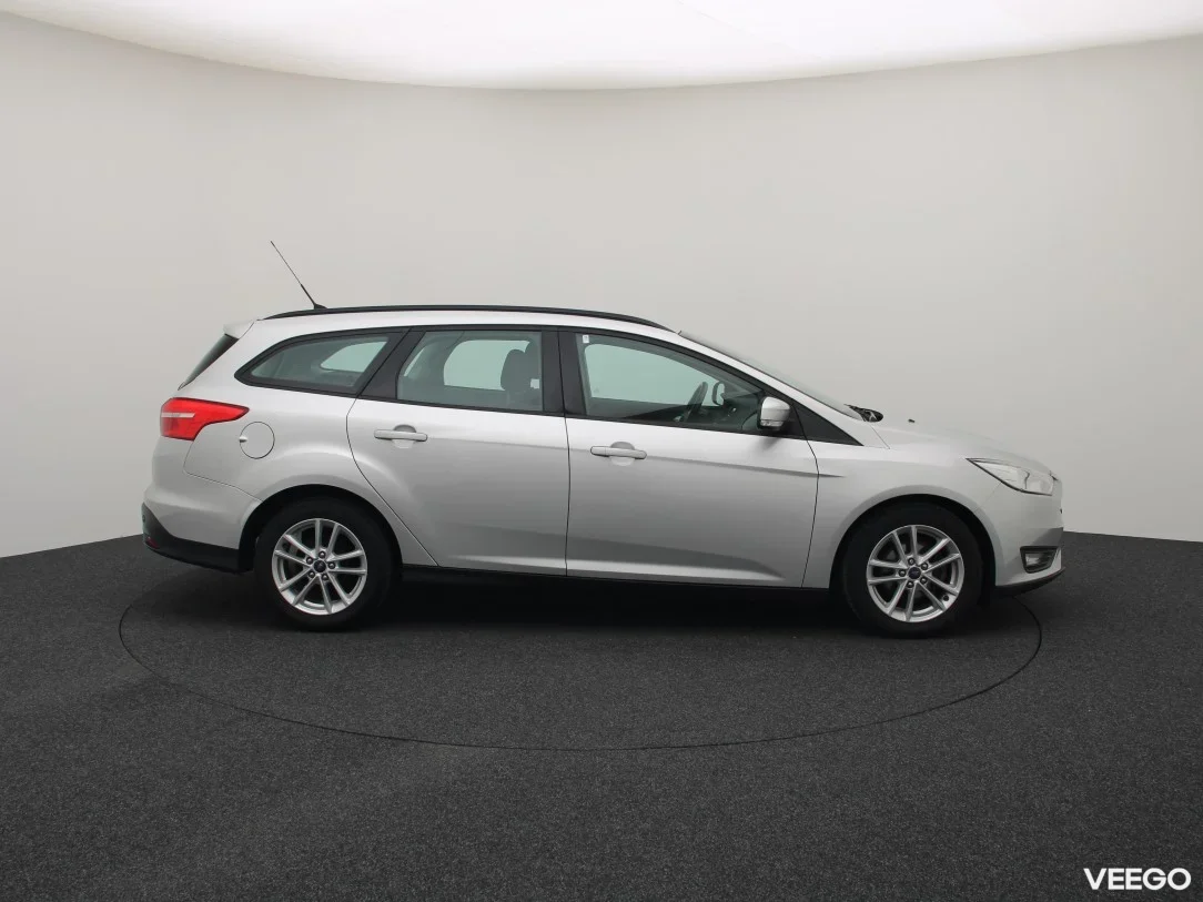 Ford Focus 1.5 70kW