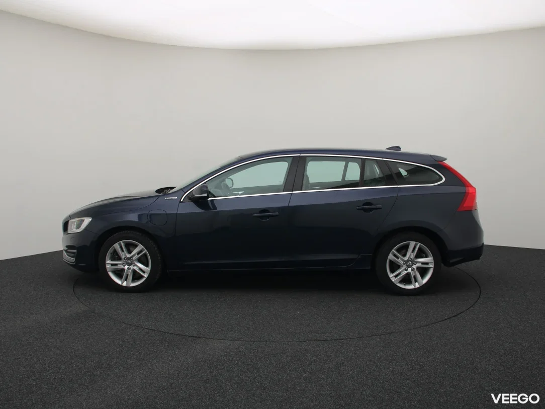 Volvo V60 2.4 158kW
