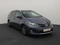 Toyota Auris 1.8 73kW thumbnail