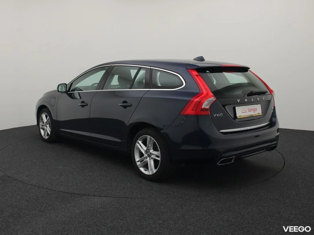 Volvo V60 2.4 158kW