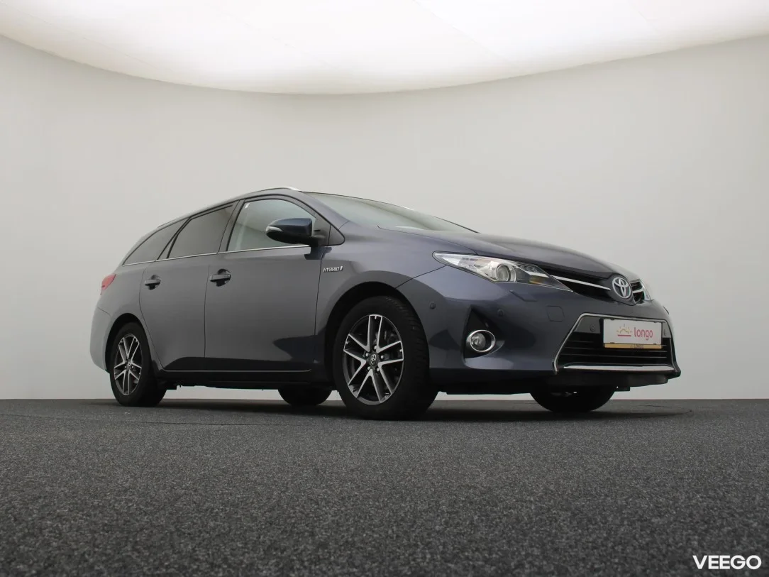 Toyota Auris 1.8 73kW
