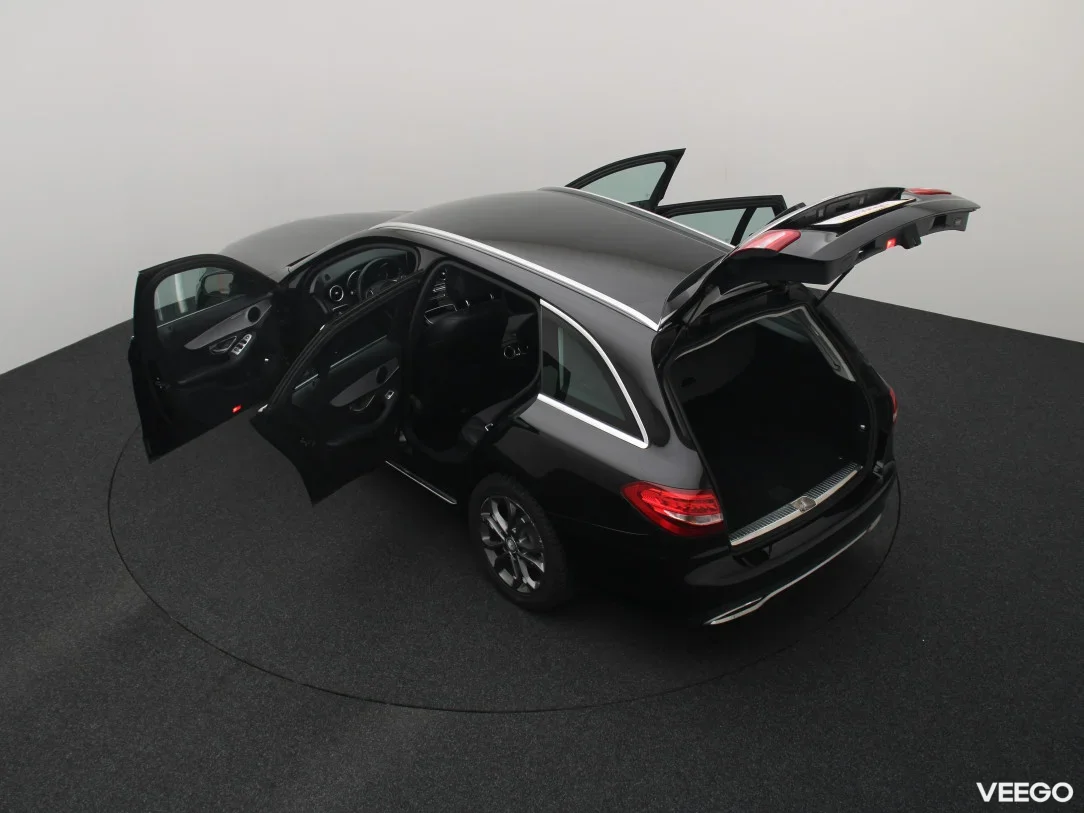 Mercedes-Benz C180 1.6 85kW