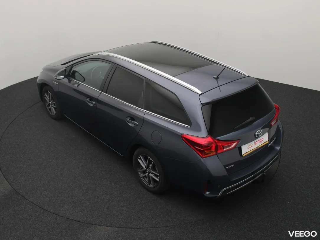 Toyota Auris 1.8 73kW