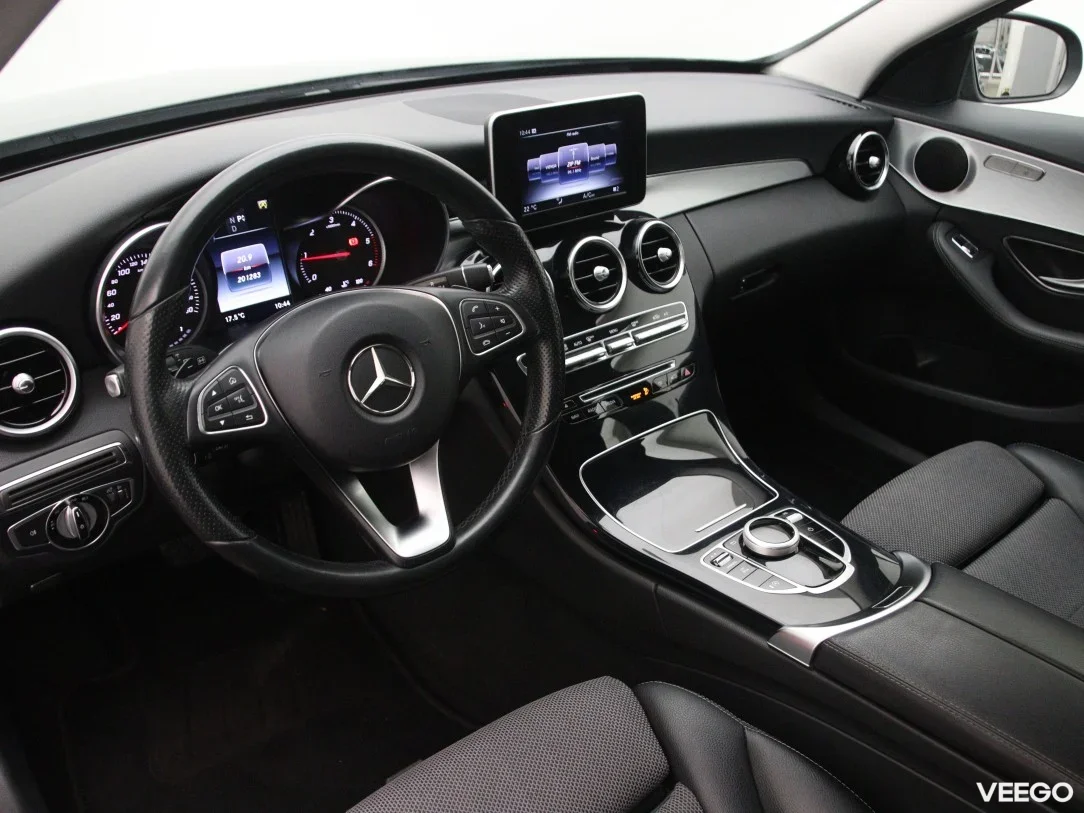 Mercedes-Benz C180 1.6 85kW