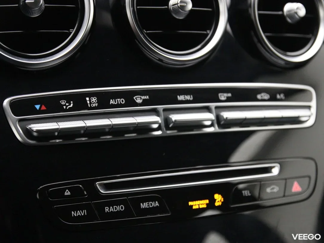 Mercedes-Benz C180 1.6 85kW