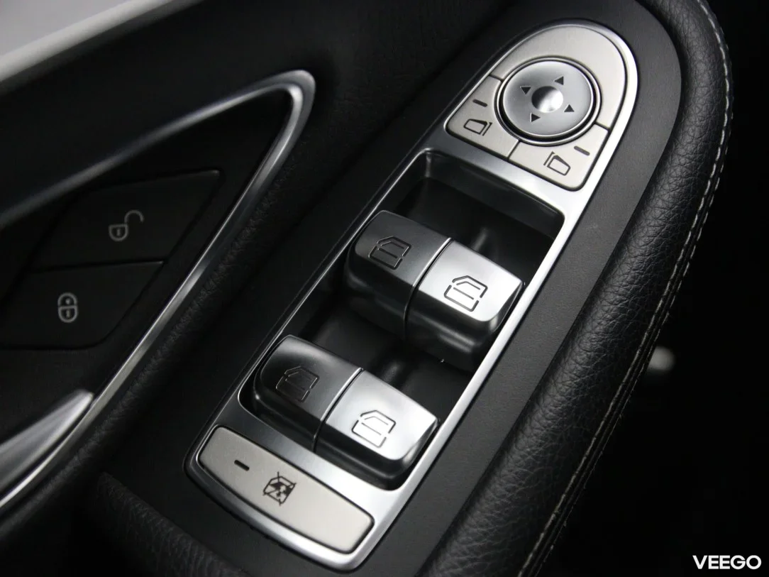 Mercedes-Benz C180 1.6 85kW