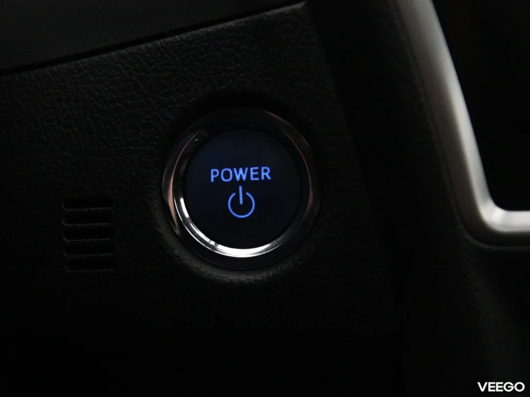 Toyota Auris 1.8 73kW